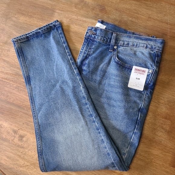 Levi Strauss “Signature Slim” Blue Jeans, NWT - Picture 6 of 7